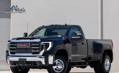 2024 GMC Sierra 3500HD SLE Duramax Dually 4x4