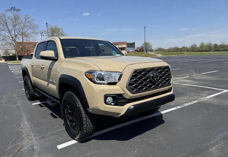 2020 Toyota Tacoma TRD Off-Road Double Cab 4×4 V6 6-Speed photo 12