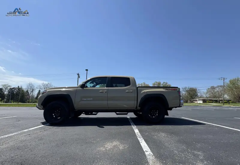 2020 Toyota Tacoma TRD Off-Road Double Cab 4×4 V6 6-Speed photo 8