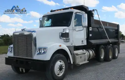 2012 Freightliner Coronado SD