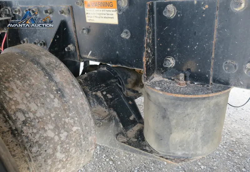 2012 Freightliner Coronado SD photo 21