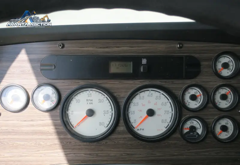 2012 Freightliner Coronado SD photo 71