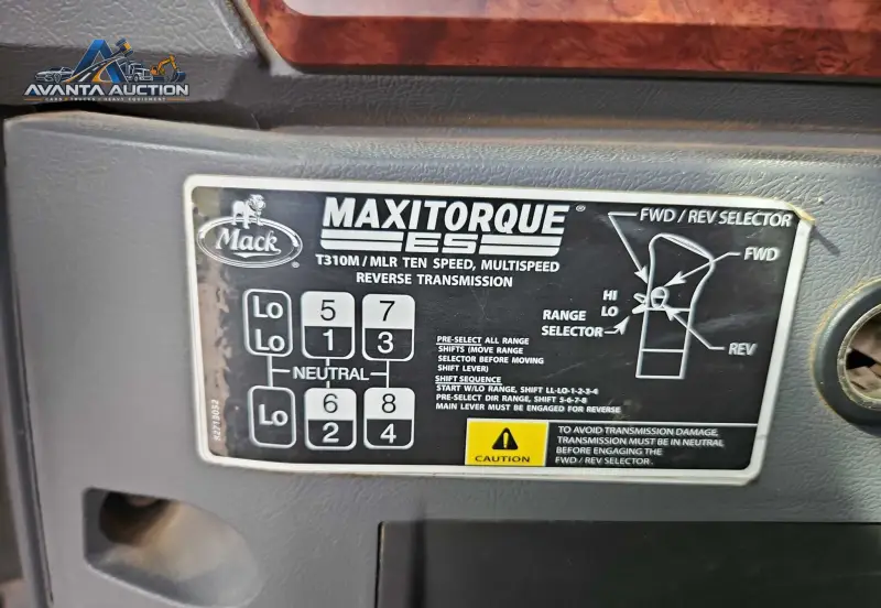 2011 Mack GU713 photo 38