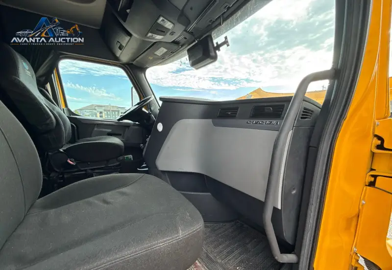 2021 Freightliner Cascadia 126 photo 54