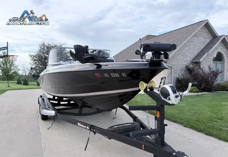 2014 Triton 216 Fishunter photo 13