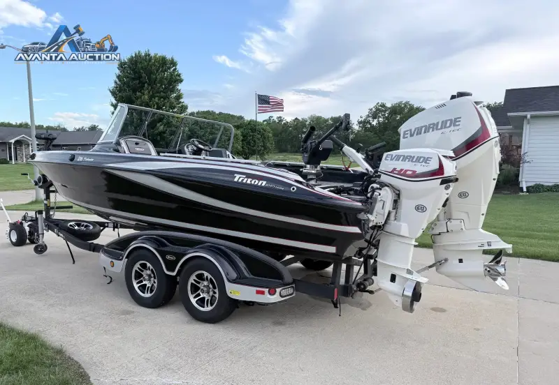 2014 Triton 216 Fishunter photo 31