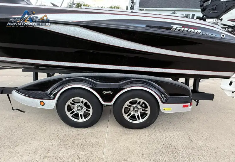 2014 Triton 216 Fishunter photo 172