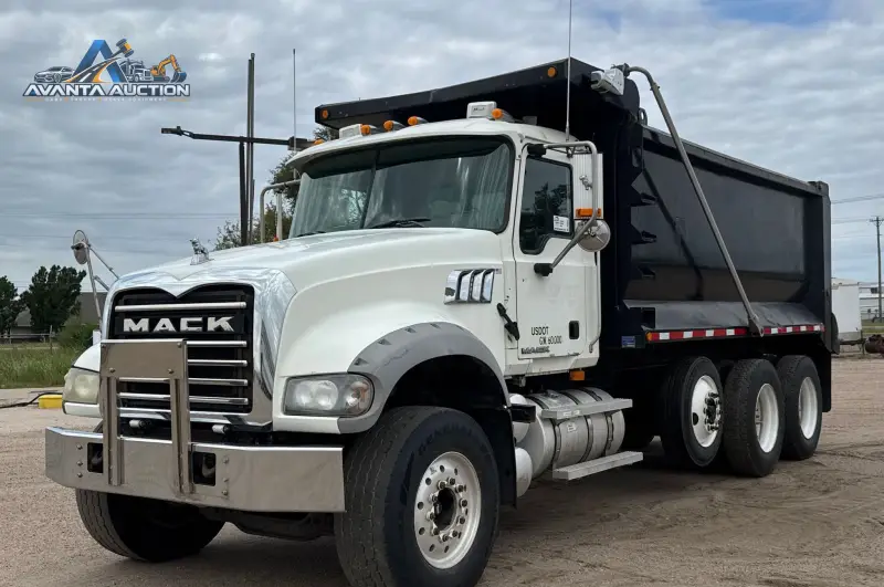 2007 Mack CTP713 photo 1