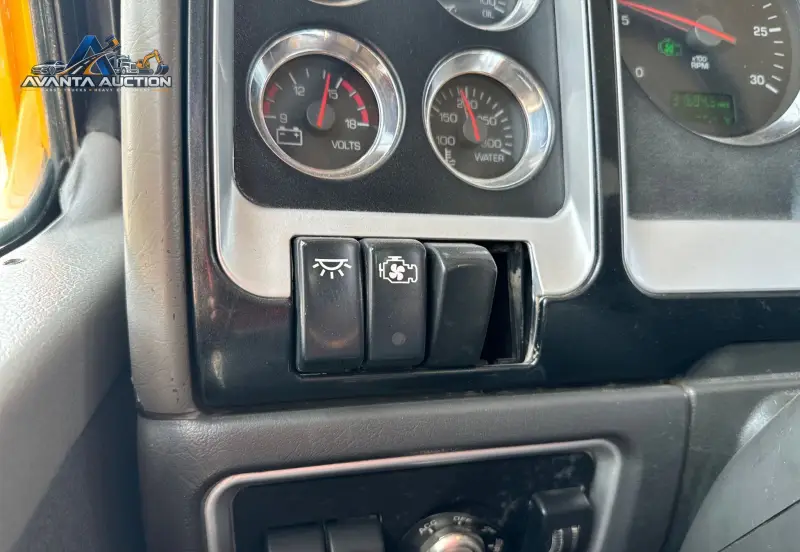 2006 Kenworth T800 photo 37