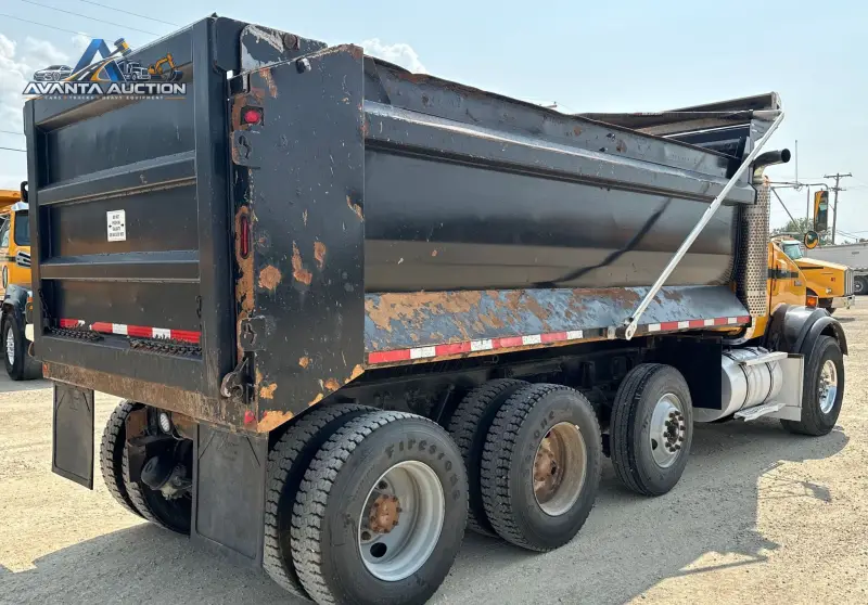 2006 Kenworth T800 photo 5