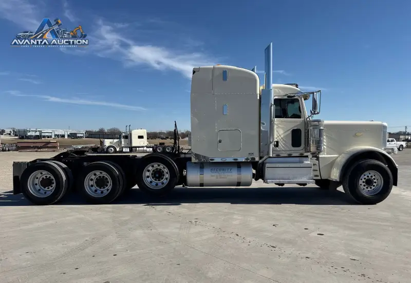 2018 Peterbilt 389 photo 4