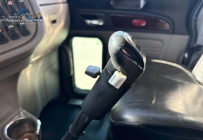 2018 Peterbilt 389 photo 54
