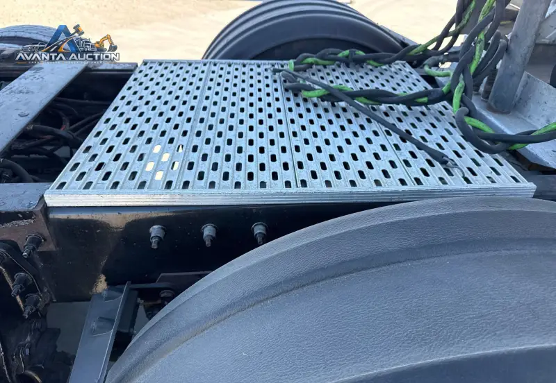 2018 Peterbilt 389 photo 18