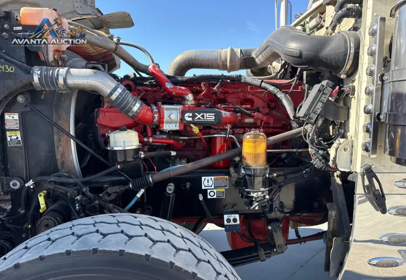 2018 Peterbilt 389 photo 70
