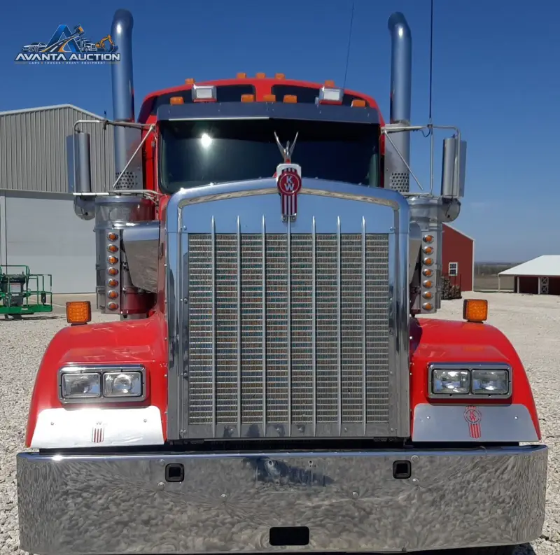 2018 Kenworth W900 photo 2