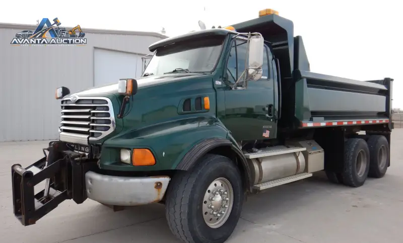 2001 Sterling LT9500 photo 1