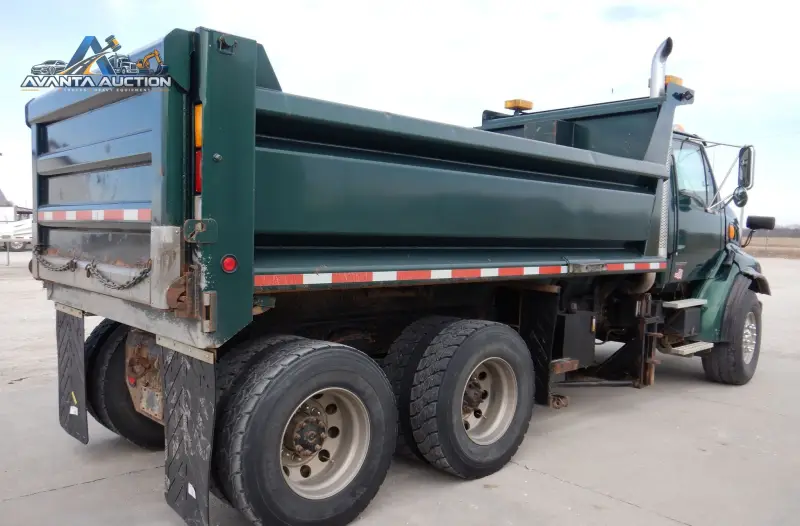 2001 Sterling LT9500 photo 5
