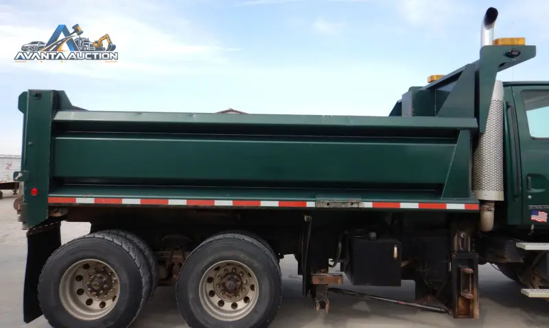 2001 Sterling LT9500 photo 26