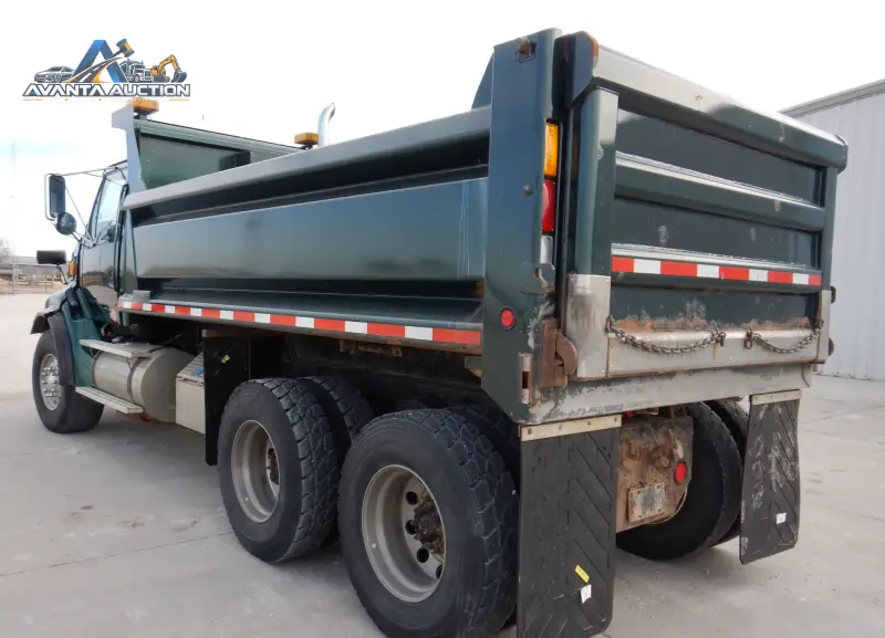2001 Sterling LT9500 photo 7