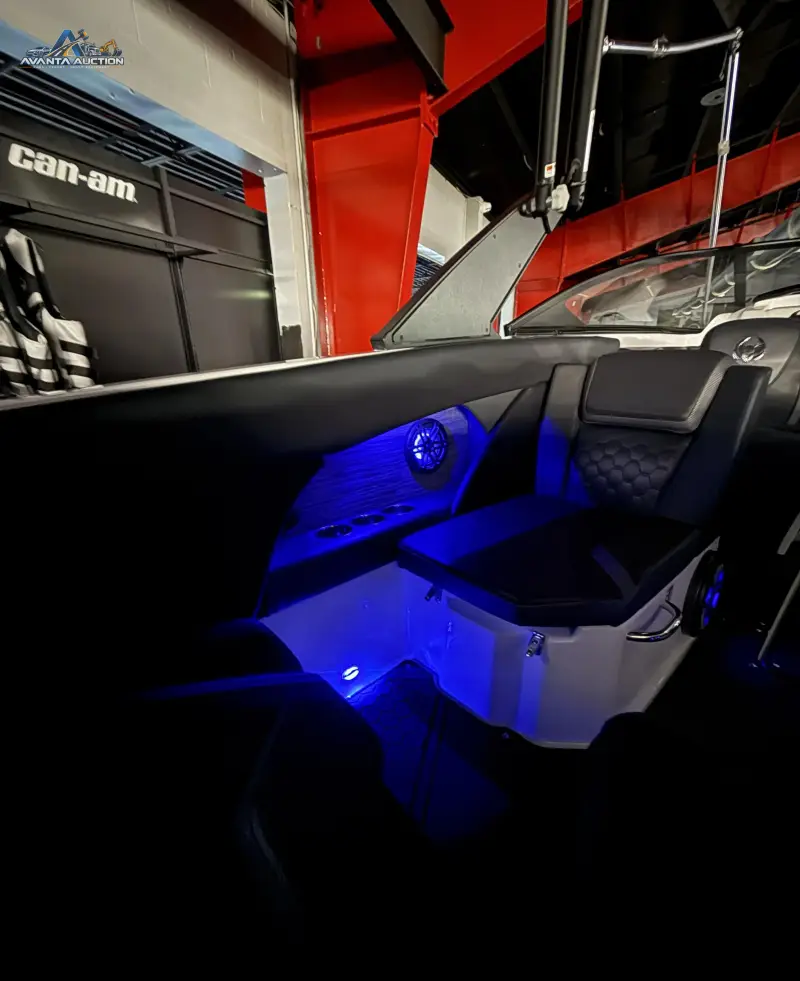 2026 Scarab SB255 LX photo 86
