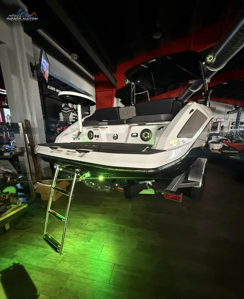 2026 Scarab SB255 LX photo 85