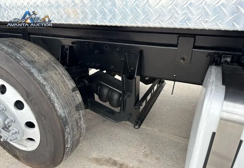 2019 Mack Anthem photo 19