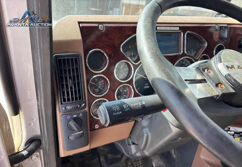 2017 Mack Granite GU713 photo 58