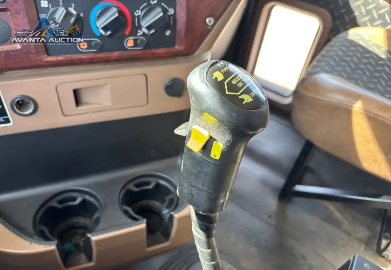 2017 Mack Granite GU713 photo 70