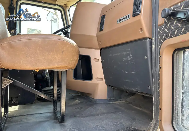 2017 Mack Granite GU713 photo 77
