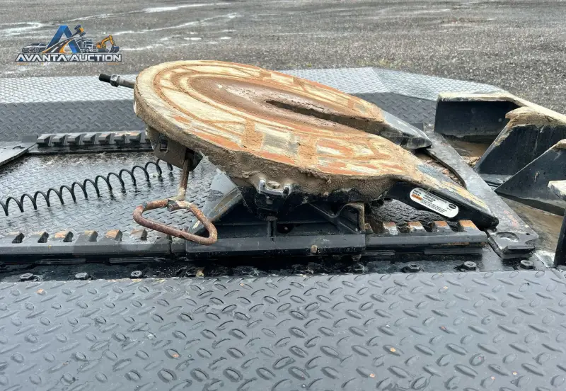 2015 Caterpillar CT660L photo 75