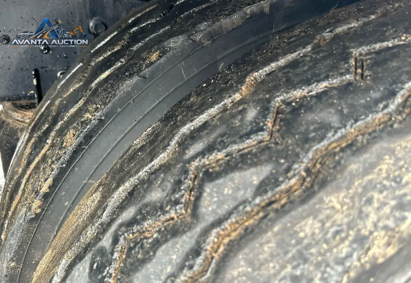 2015 Caterpillar CT660L photo 94