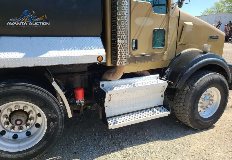 2008 Kenworth T800 photo 16