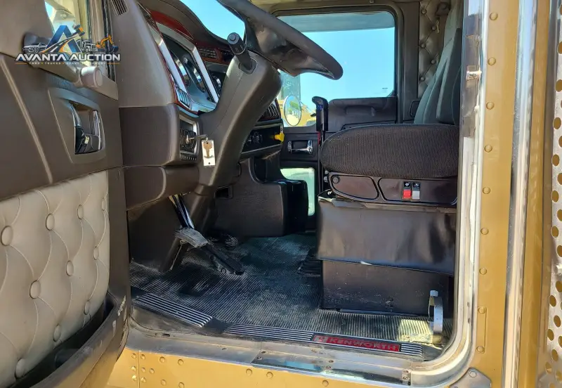 2008 Kenworth T800 photo 21