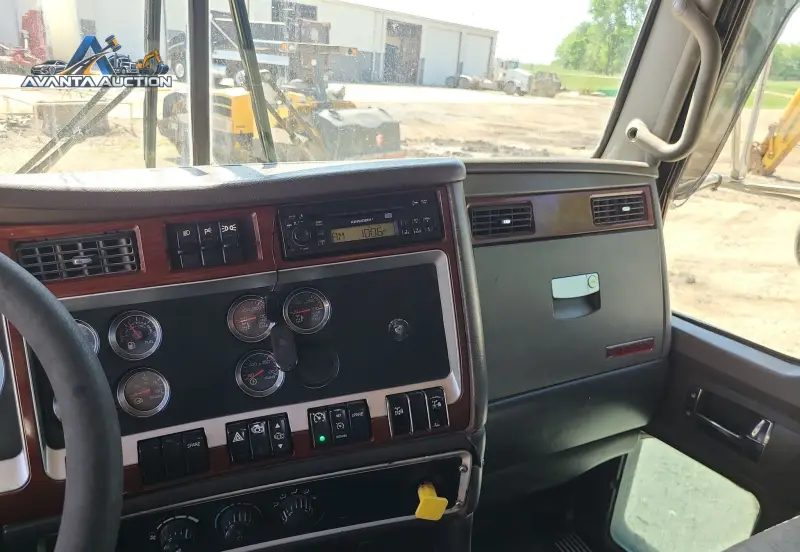 2008 Kenworth T800 photo 31