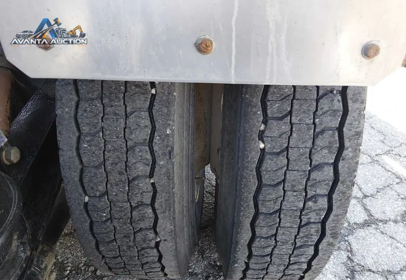 2002 Peterbilt 378 photo 124