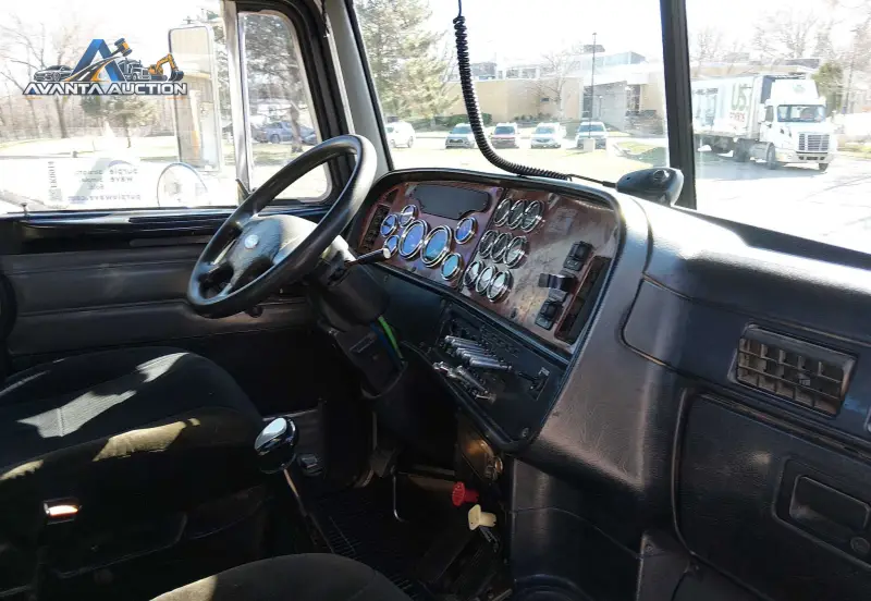2002 Peterbilt 378 photo 99