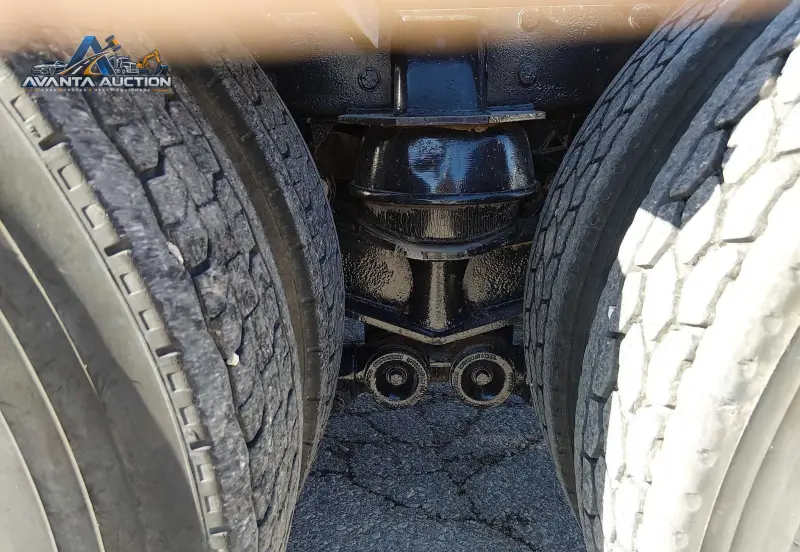 2002 Peterbilt 378 photo 60