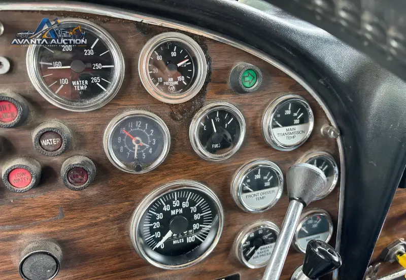 1981 Peterbilt 359 photo 67