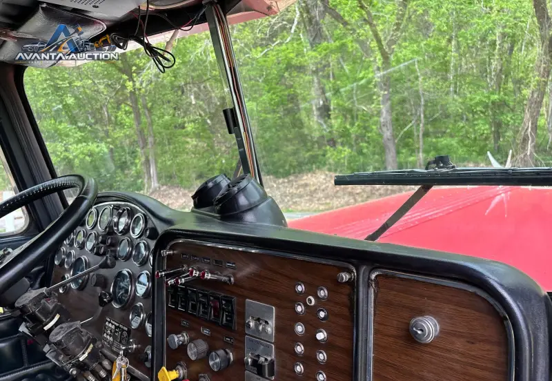 1981 Peterbilt 359 photo 87