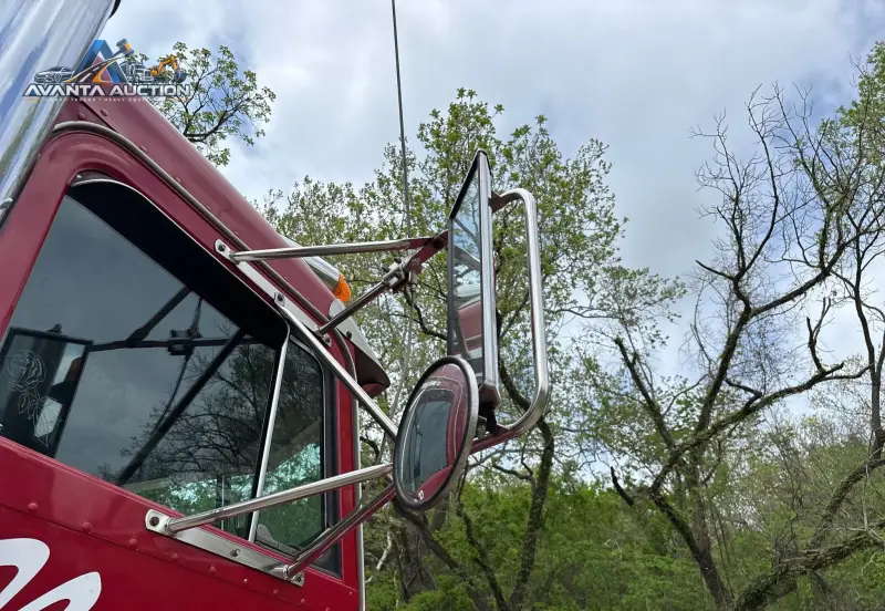 1981 Peterbilt 359 photo 19