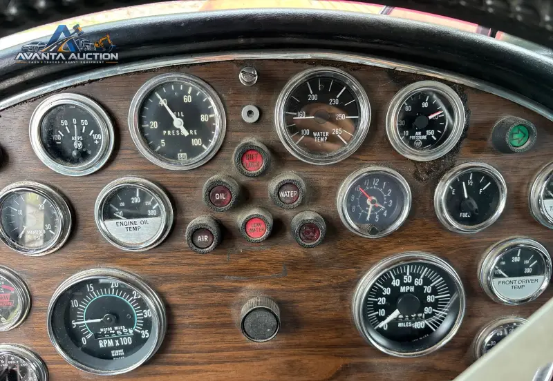 1981 Peterbilt 359 photo 66