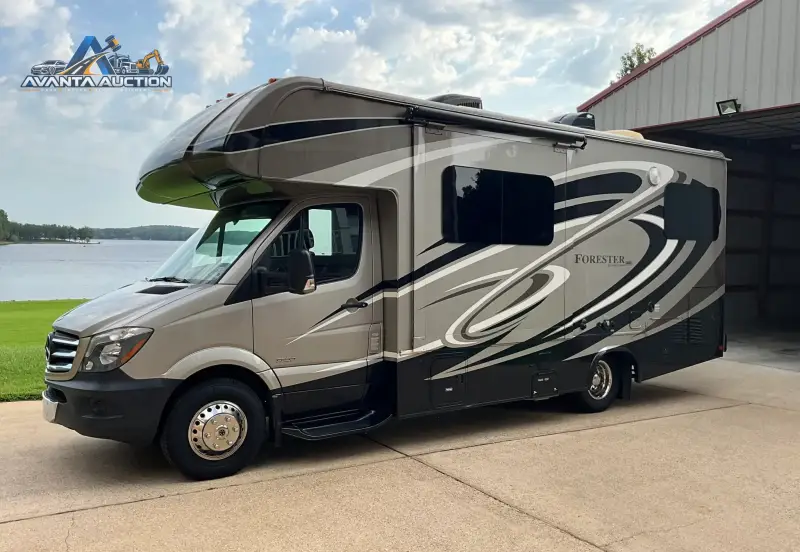 2015 Forest River Forester MBS 2401R photo 12