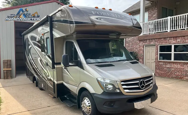 2015 Forest River Forester MBS 2401R photo 1